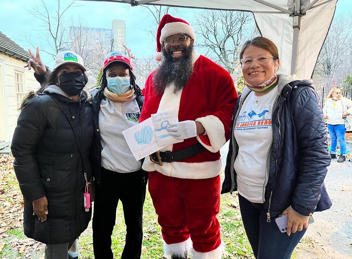 ‘Tis the Season to Support Little Readers in South Jamaica, Queens